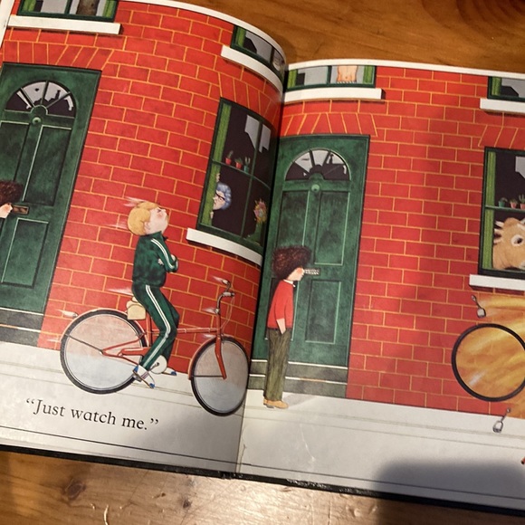 LOOK WHAT I'VE GOT! by Anthony Browne 1980 HC Book - Picture 3 of 10